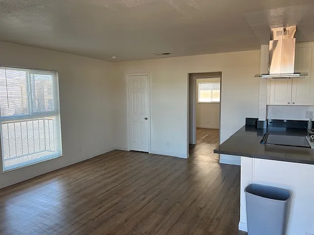 803 N Major Ave #3 — Photo 4