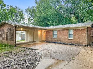 3020 Knight Rd, Memphis, TN 38118