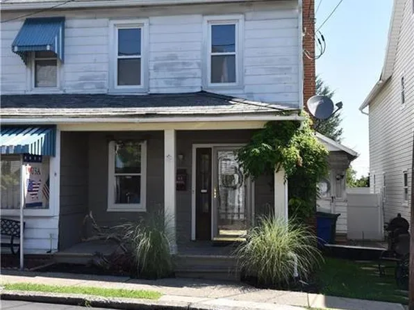 12 S Westbrook Ave, Pen Argyl, PA 18072