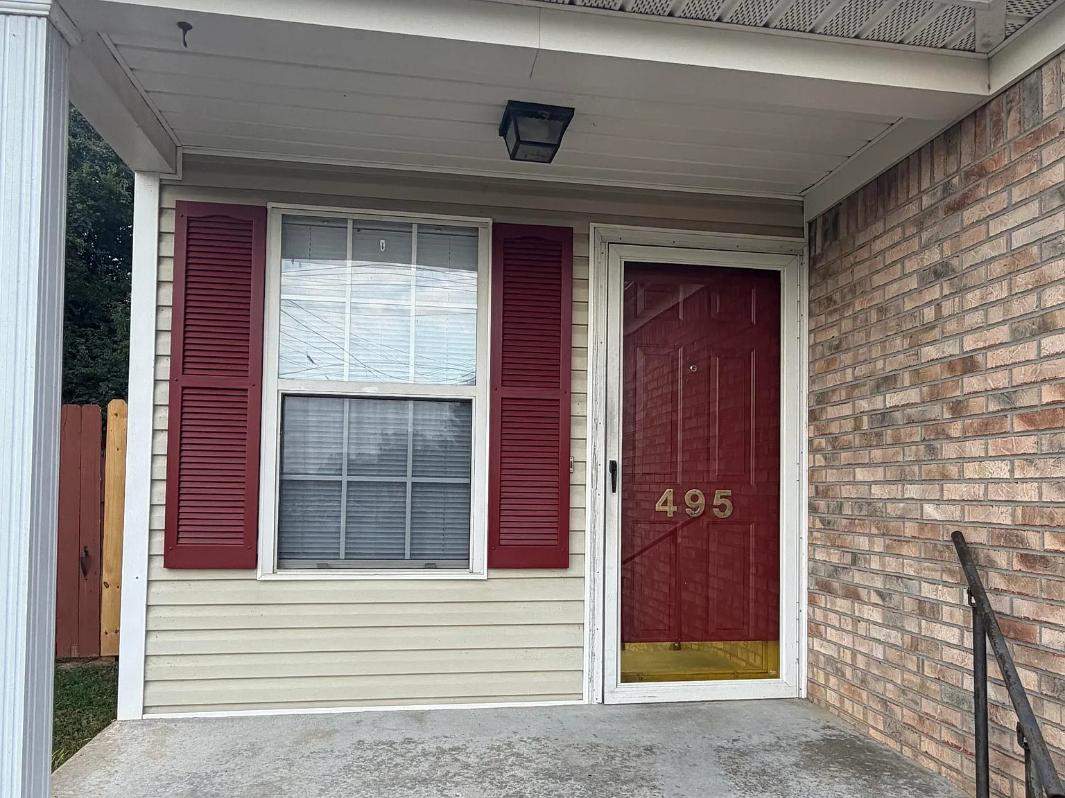 2 bed, 2.0 bath, 867 sqft, $1,200 — Photo 2