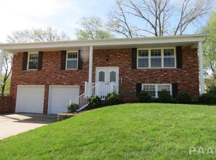 1604 W Grandridge Dr, Dunlap, IL 61525