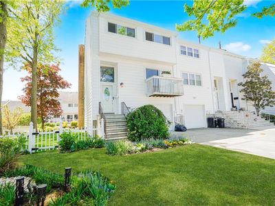 40 Kyle Ct, Staten Island, NY, 10312