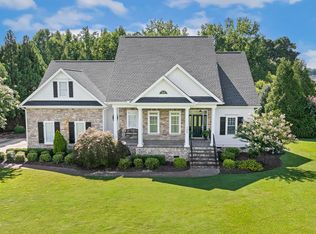 7900 Whimbrel Ln, Fuquay Varina, NC 27526