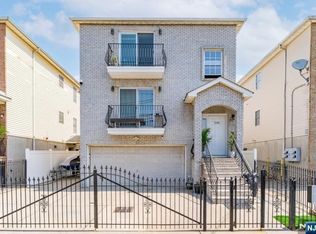 228 Murray St, Newark, NJ 07114