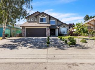 8490 Coeburn St, Sacramento, CA 95823