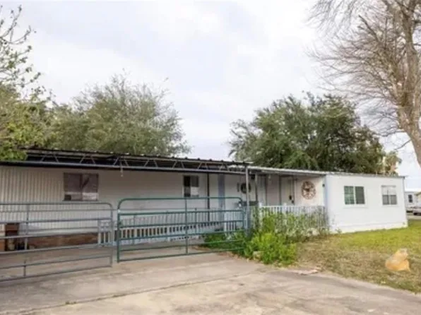 910 S Palmera Dr, La Feria, TX 78559