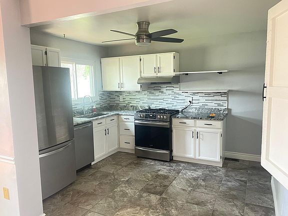 5th image of 12439 Glenbush Dr