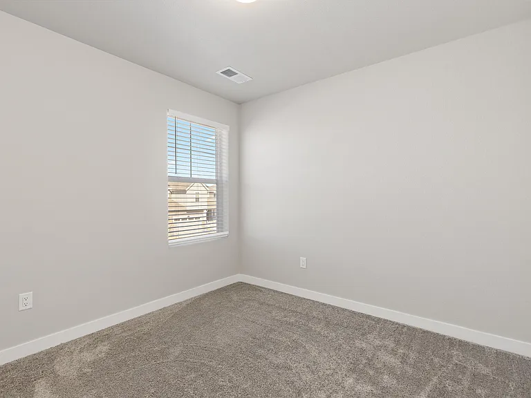 958 Colorado River Ave — Photo 22
