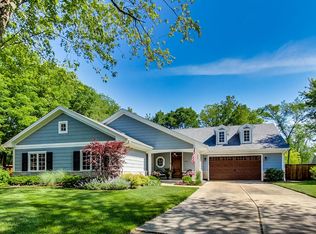 3144 Plum Island Dr, Northbrook, IL