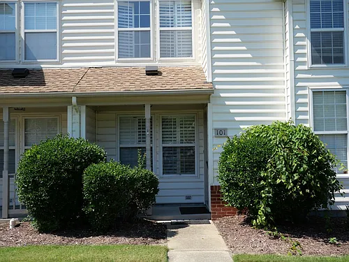 101 Post Oak Rd Photo 1 101 Post Oak Rd Photo 1