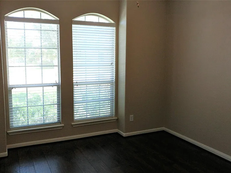 18223 Redoak Manor Ln — Photo 10