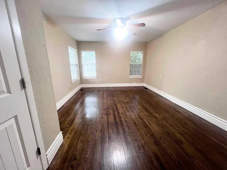 1730 NW 31st St — Photo 14