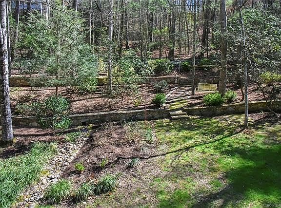 4th image of 318 Colony Ln