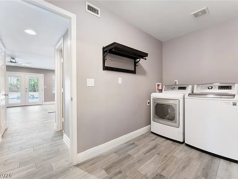 7425 Copper Crown Ct — Photo 41