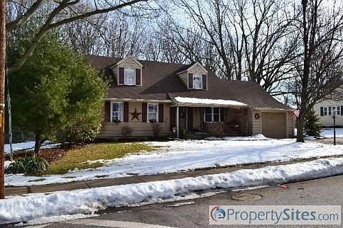 1st image of 326 Westwood Dr