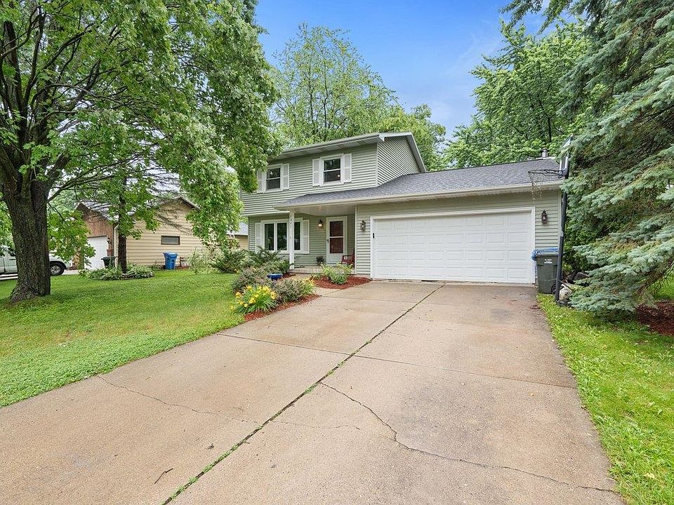 1st image of 2821 King James Way