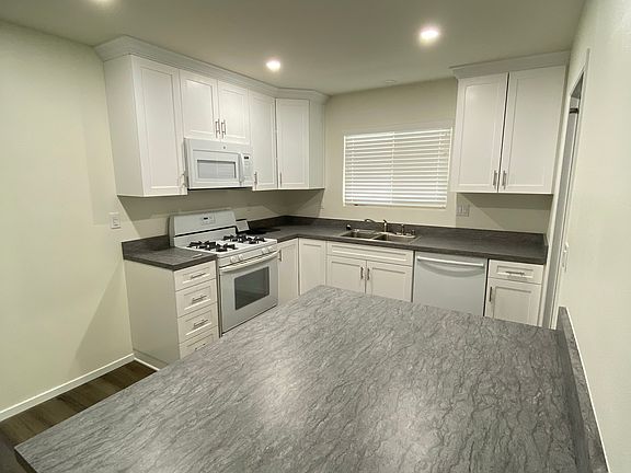 5th image of 6639 Barnhurst Dr