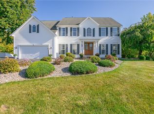 30 Dickinson Xing, Fairport, NY 14450