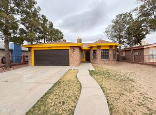9321 Chantilly Dr, El Paso, TX 79907