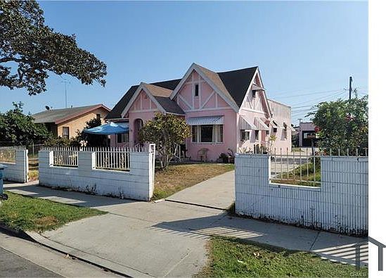 1st image of 2738 Southern Ave #B