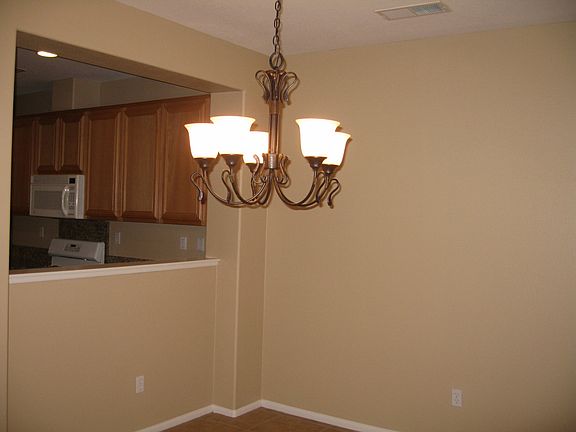 4th image of 26073 Iris Ave Unit B