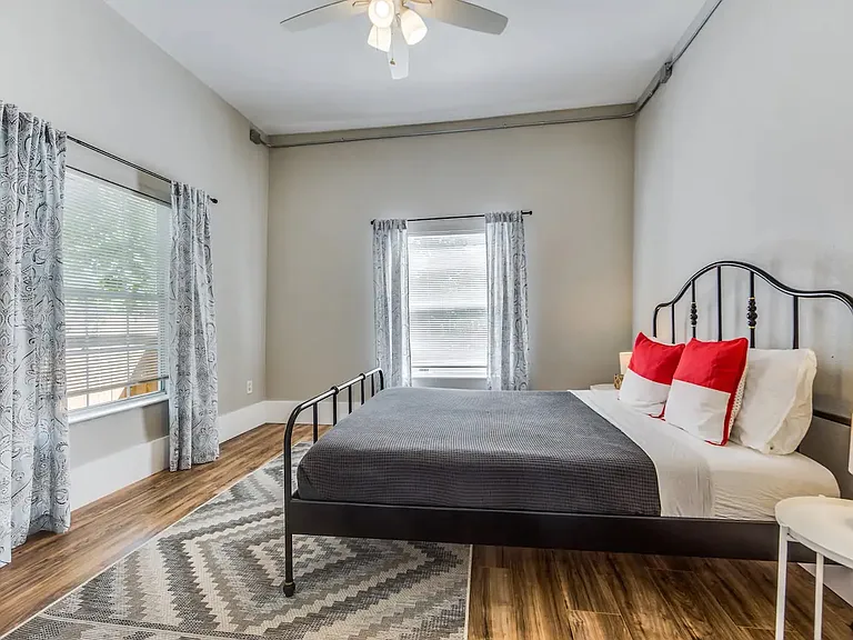 215 Blanco Rd #2 — Photo 9