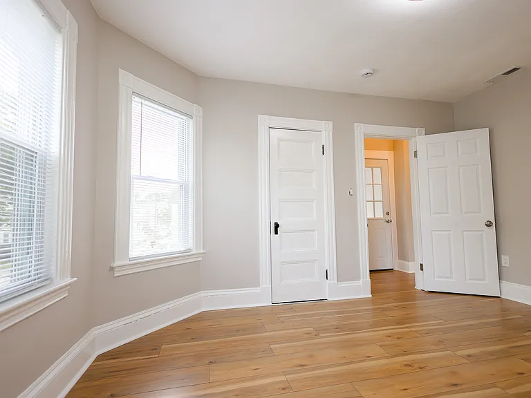 31 Graham St #2 — Photo 9