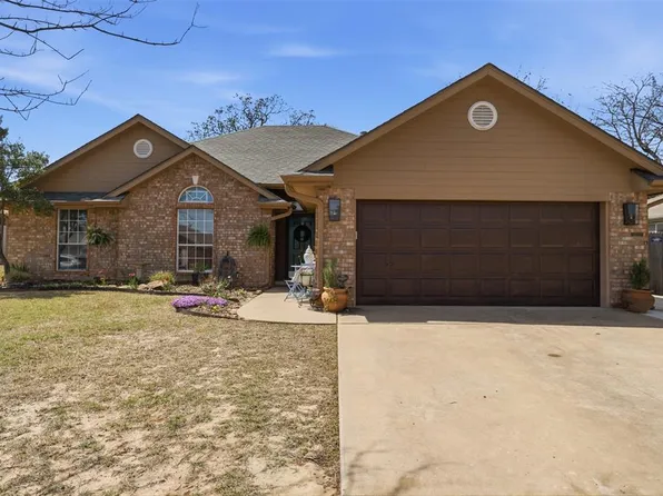 5 Larkens Pl, Shawnee, OK 74801