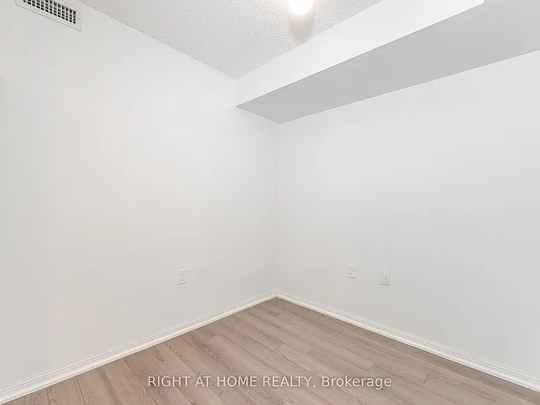 125 Western Battery Rd #1112 — Photo 27