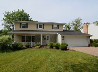 627 E Golf Rd, Libertyville, IL 60048