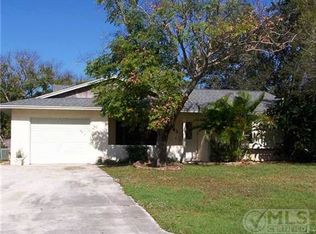 341 NW Sherbrooke Ave, Port Saint Lucie, FL 34983