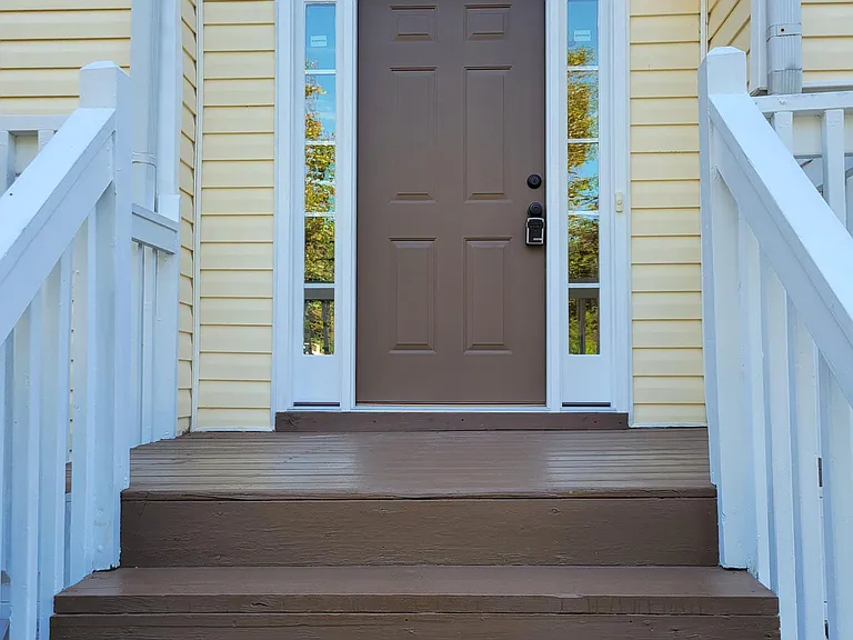 6286 Wellington Ct — Photo 3