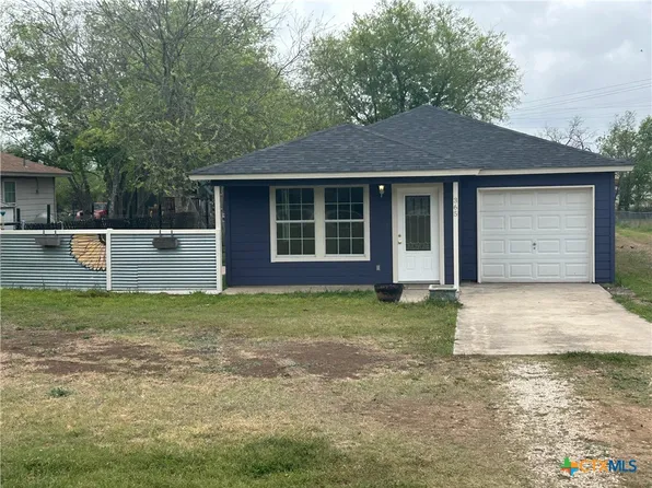 365 Old San Antonio Rd, Mc Queeney, TX 78123
