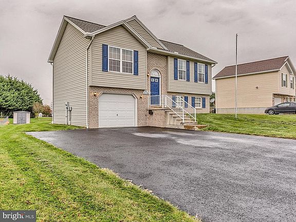 2nd image of 3781 Mountain Shadow Cir