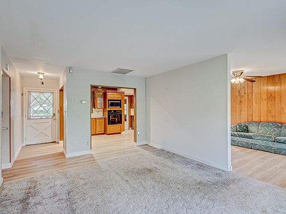 4th image of 804 Fairhaven Drive