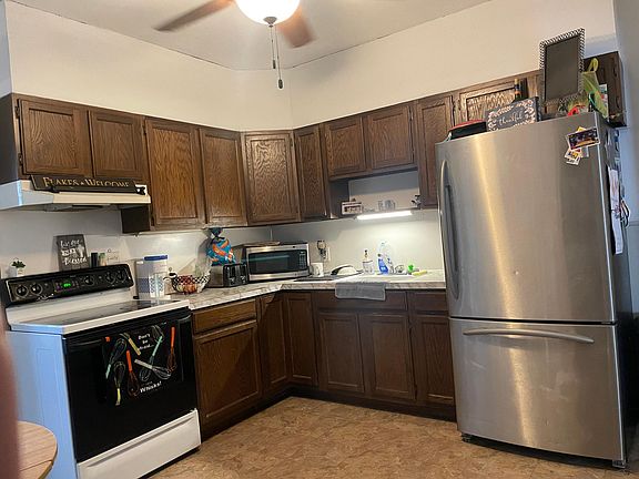 5th image of 403 E 10th St Floor 1