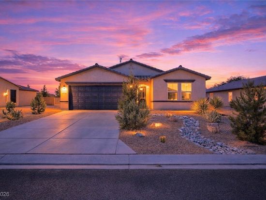 3843 E Gunnison Ave, Pahrump, NV 89061