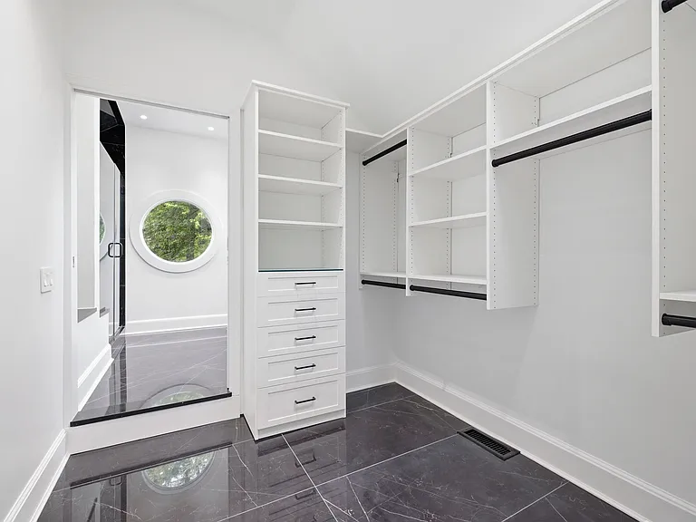 1 Tulip Tree Ln — Photo 41