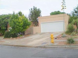 5533 Baer Pl NW, Albuquerque, NM 87120