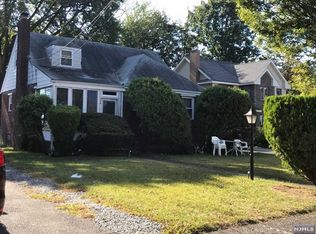 10-06 Charles St, Fair Lawn, NJ 07410