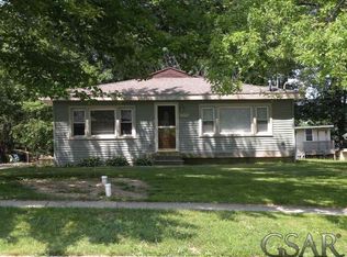 1220 Walnut St, Owosso, MI 48867