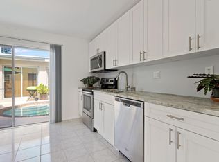 216 S Ocean Breeze St #DN1, Lake Worth, FL 33460