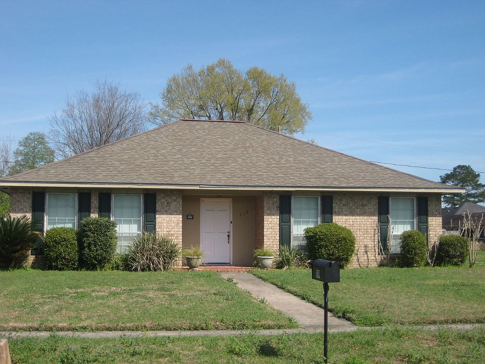 1st image of 119 Crescent Place Dr