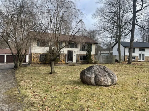 5841 Lyric Dr, Clinton, OH 44216