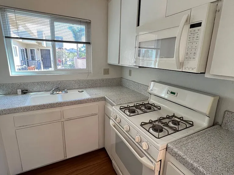 4514 Felton — Photo 2