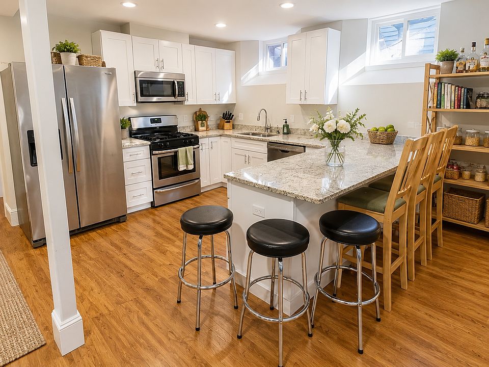 1st image of 231B Norfolk St #1