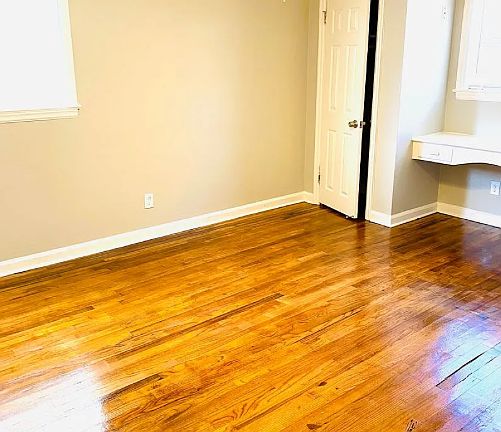 4th image of 3598 N Wareingwood Dr
