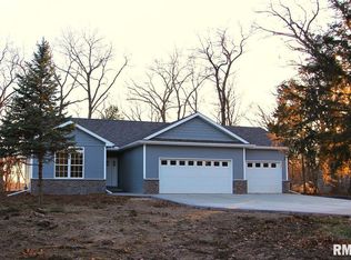 295 Old Germantown Rd, East Peoria, IL 61611