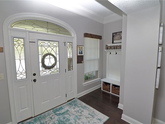 2nd image of 38 Millpond Cir