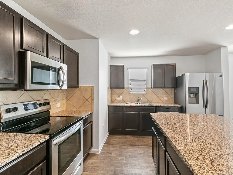 725 Liard River Rd — Photo 6